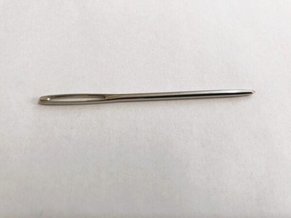 銀色のとじ針