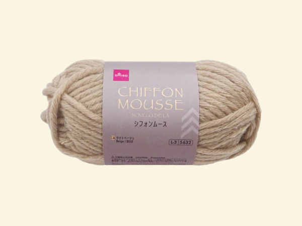 ダイソー毛糸シフォンムースベージュ